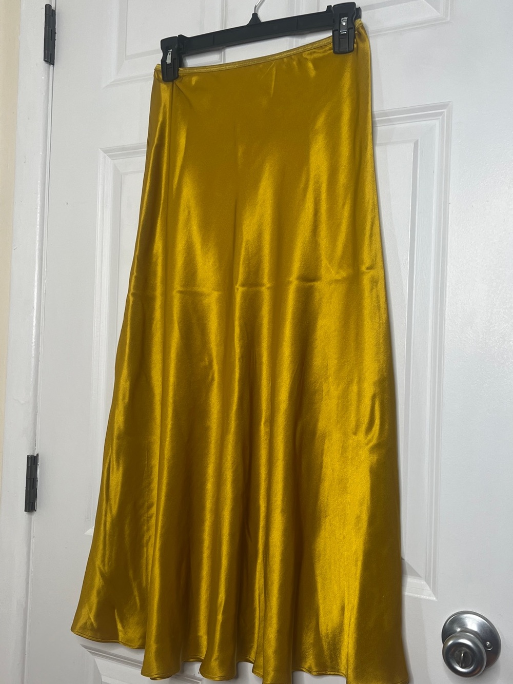 Zara Satin Midi Skirt in Mustard Yellow - Picture 3 of 5